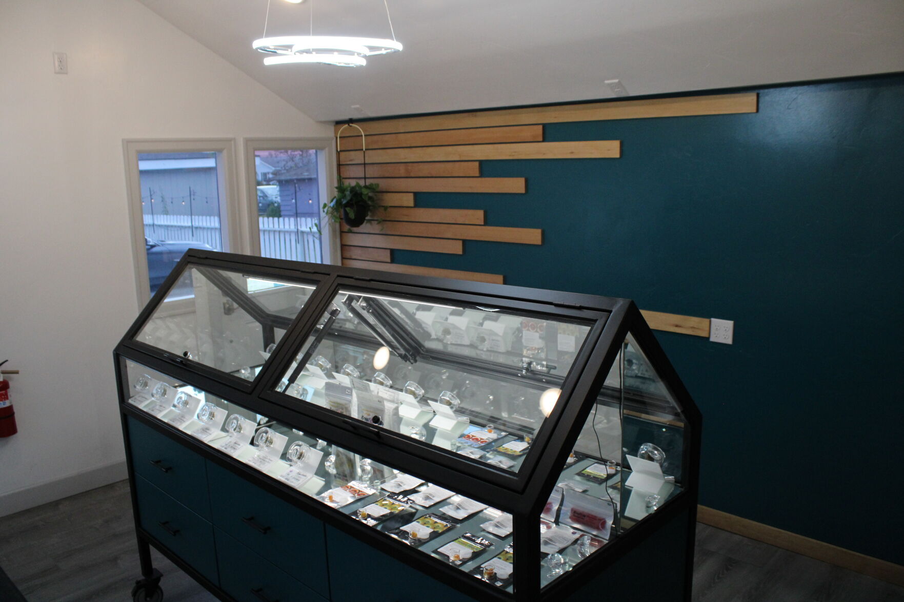 Connoisseur Lounge